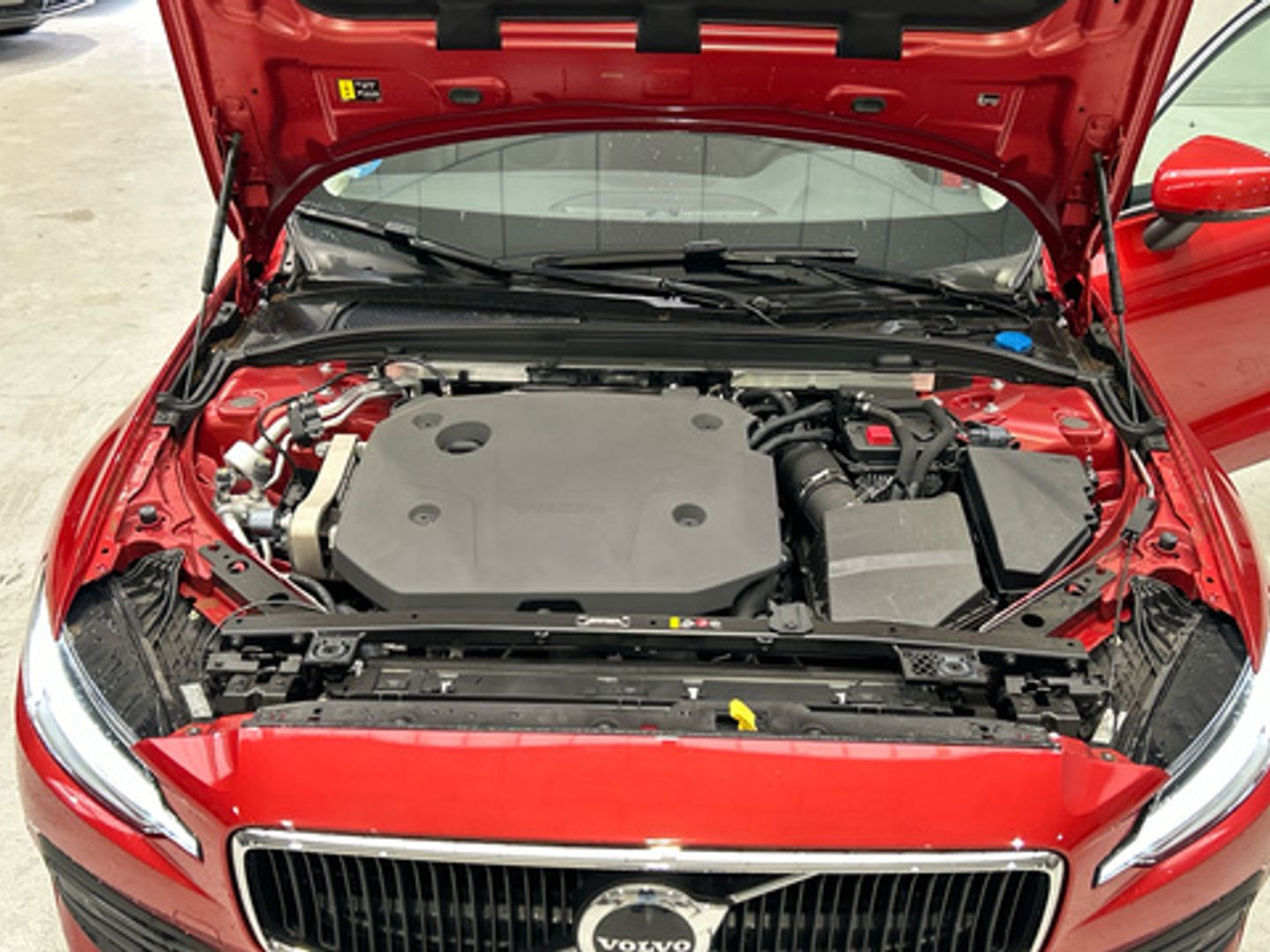 Volvo V60 B4 D Core Auto 145 kW (197 CV)