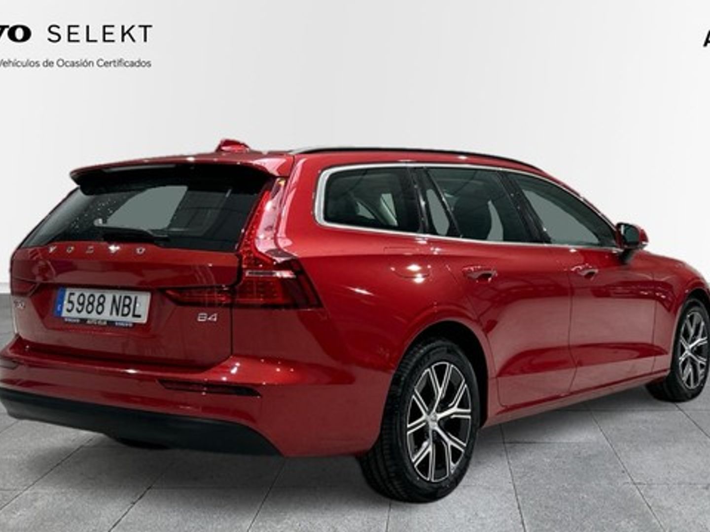 Volvo V60 B4 D Core Auto 145 kW (197 CV)