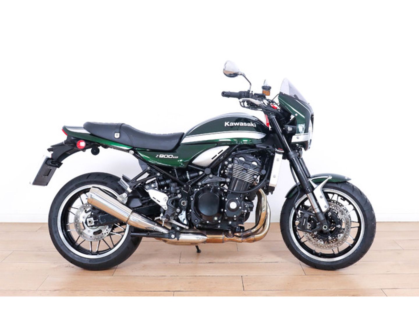 Kawasaki Z900RS/SE/50th Verde Motorcycle