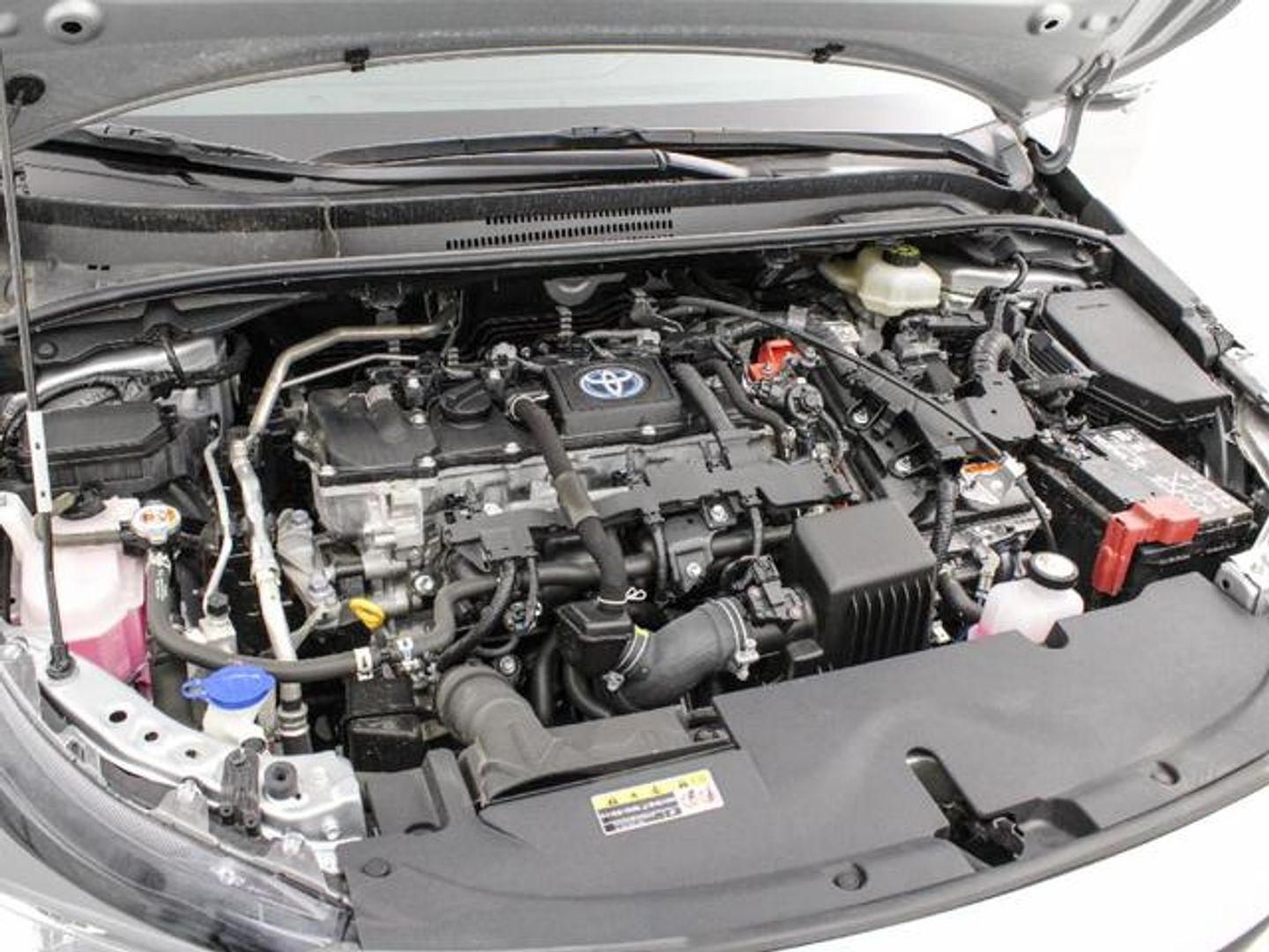 Toyota Corolla 140H Business 103 kW (140 CV)