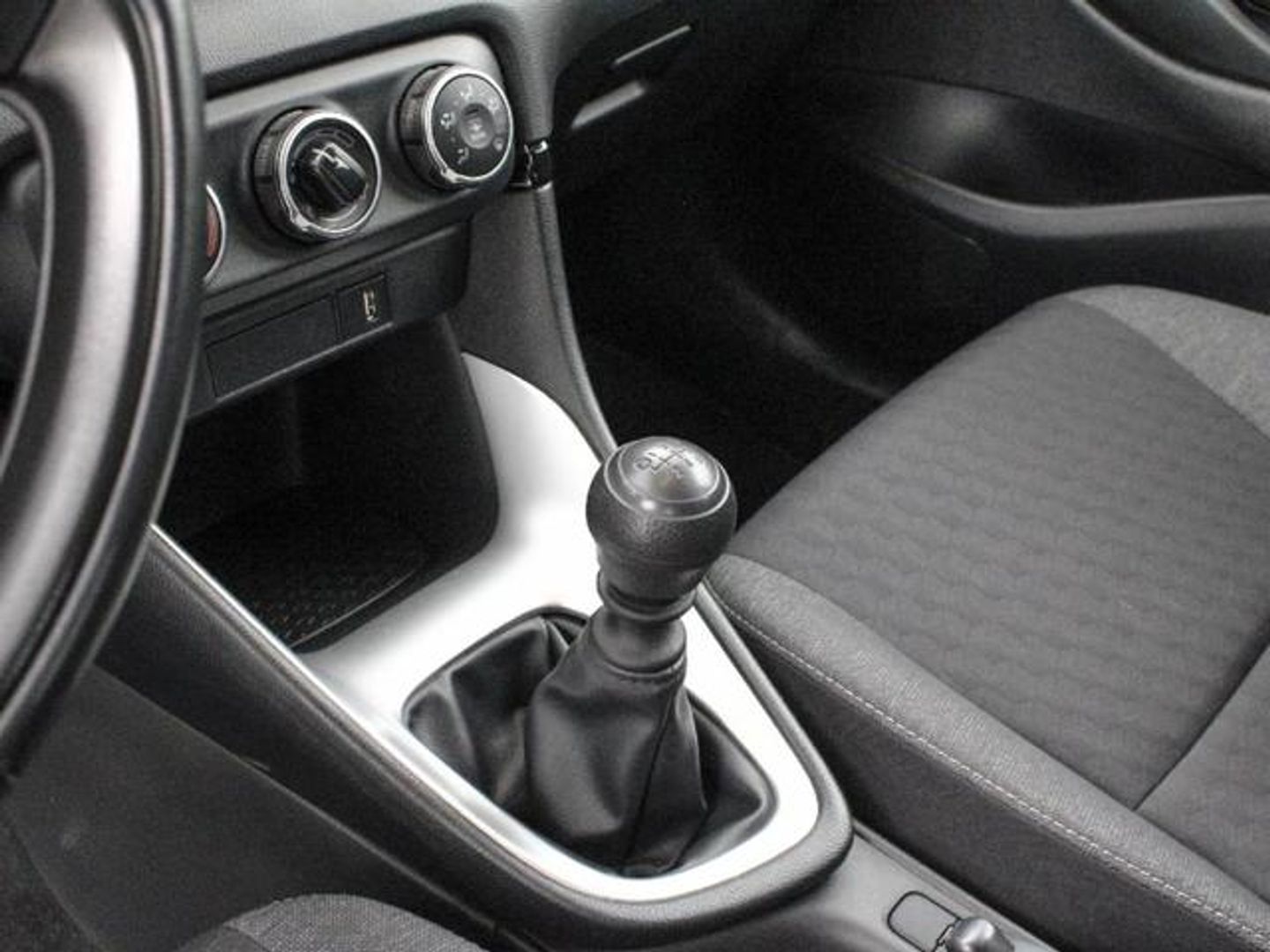 Toyota Yaris 1.5 S-Edition 92 kW (125 CV)