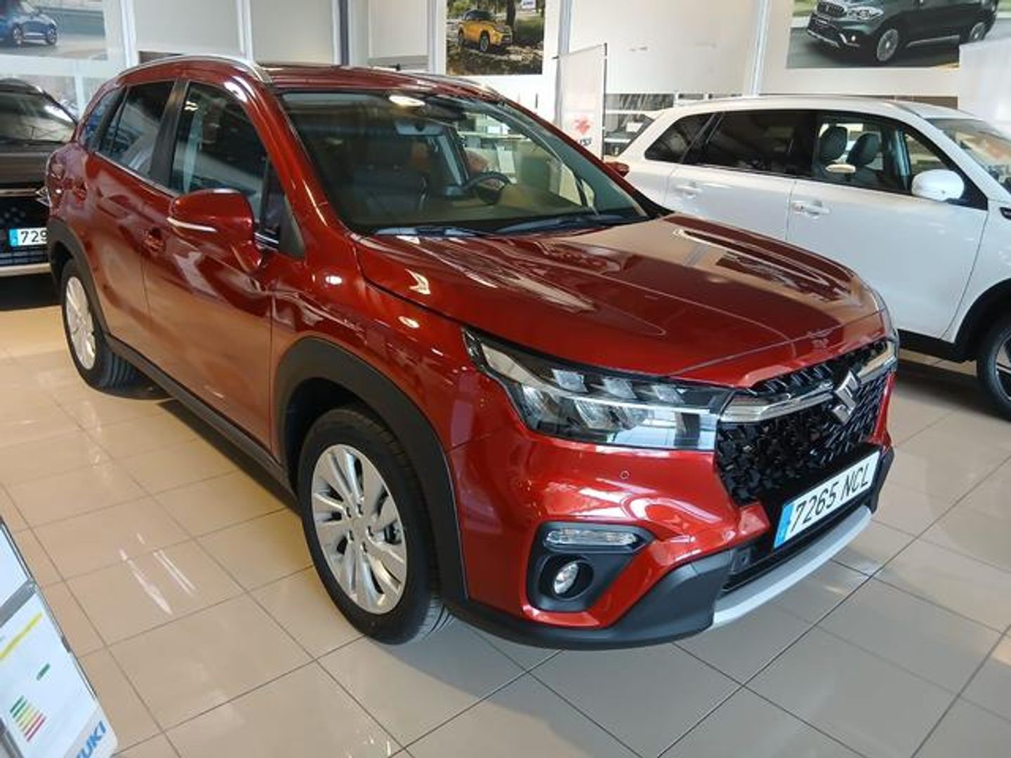 Suzuki S-Cross 1.4T Mild Hybrid S2 95 kW (129 CV) Rojo SUV