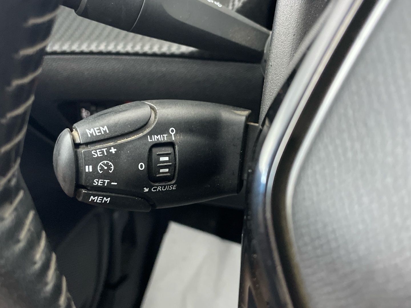 Peugeot 208 PureTech 75 S&S Active 55 kW (75 CV)
