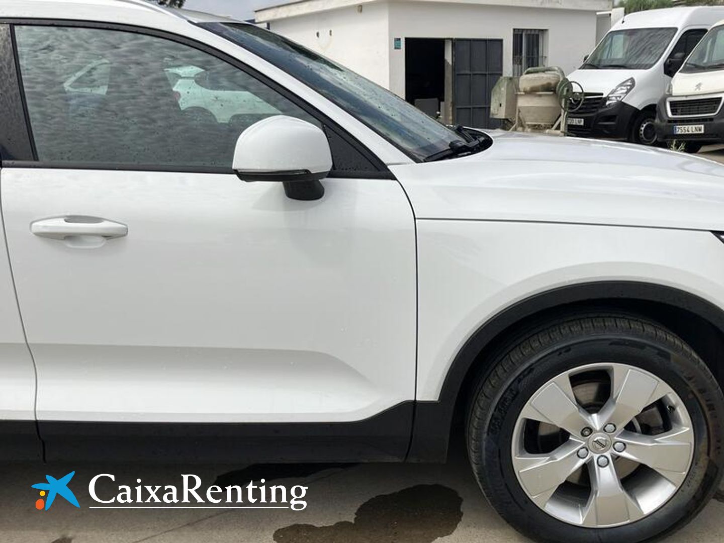 Volvo XC40 B3 G Momentum Pro Auto 120 kW (163 CV)