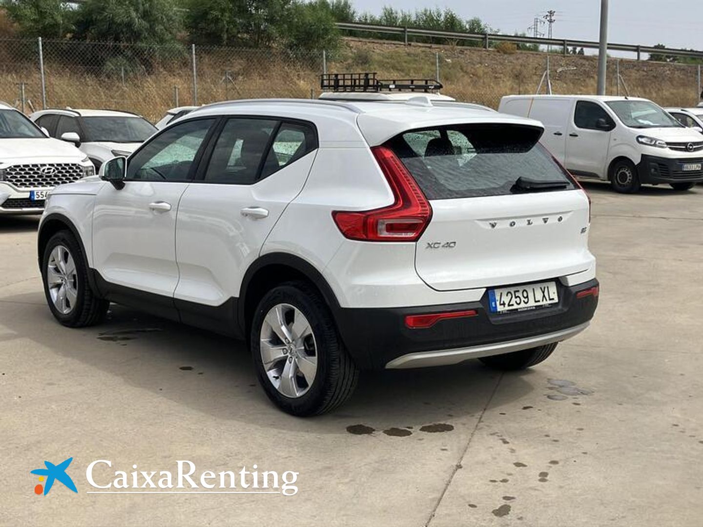 Volvo XC40 B3 G Momentum Pro Auto 120 kW (163 CV)