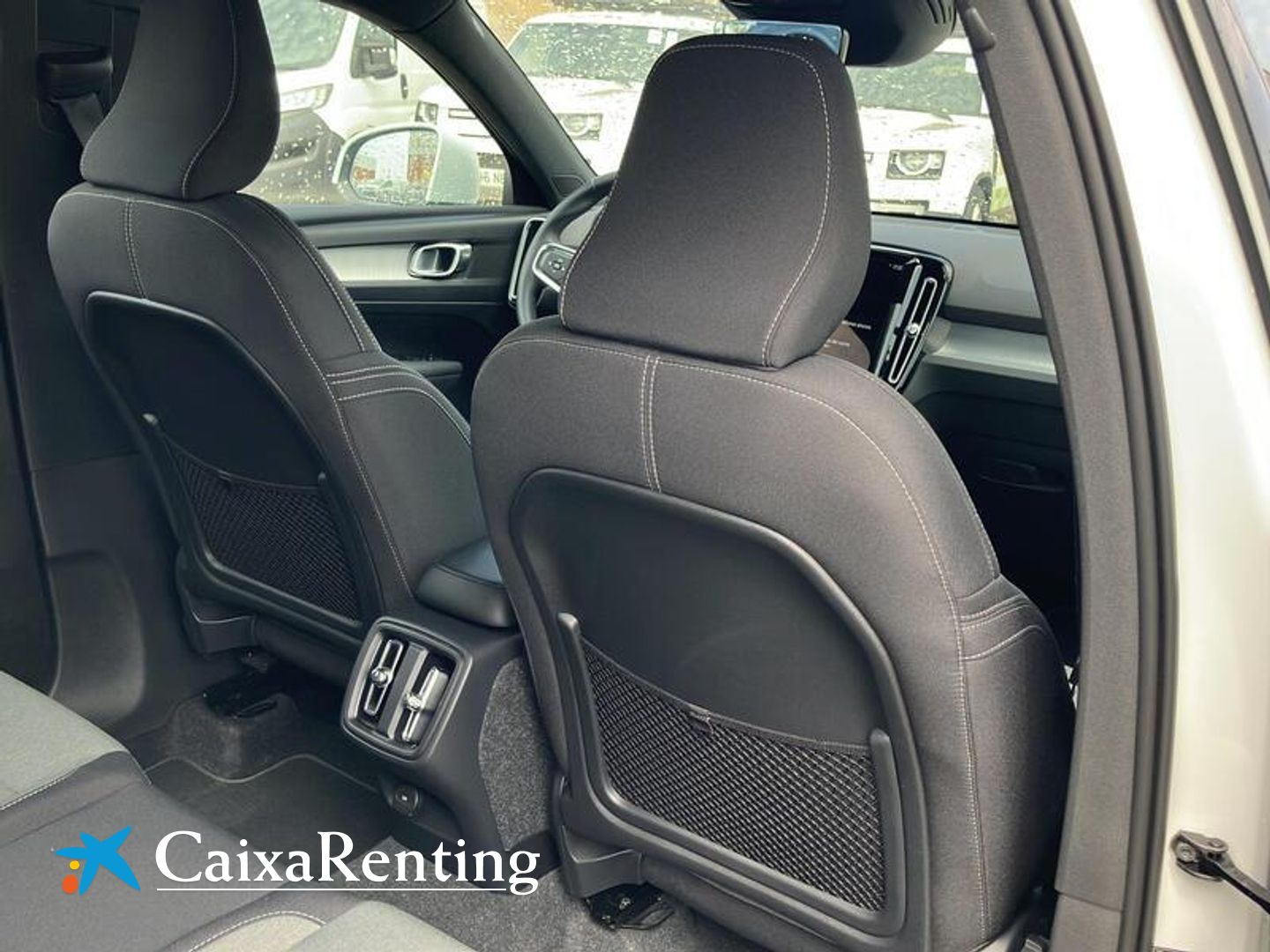 Volvo XC40 B3 G Momentum Pro Auto 120 kW (163 CV)