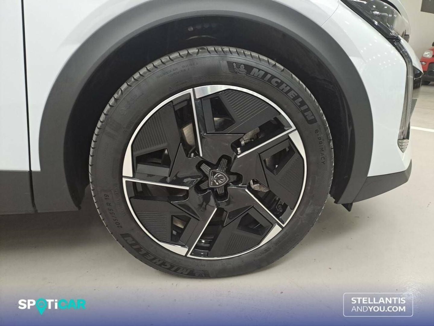 Peugeot 408 GT PHEV 180 e-EAT8 133 kW (181 CV)