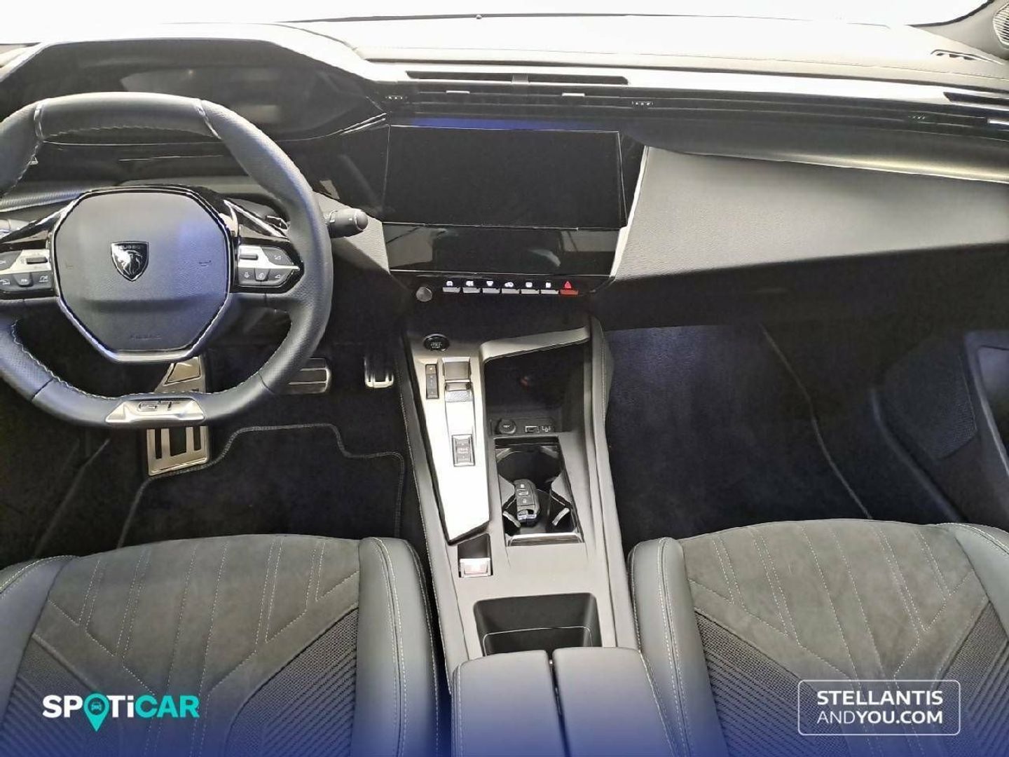 Peugeot 408 GT PHEV 180 e-EAT8 133 kW (181 CV)