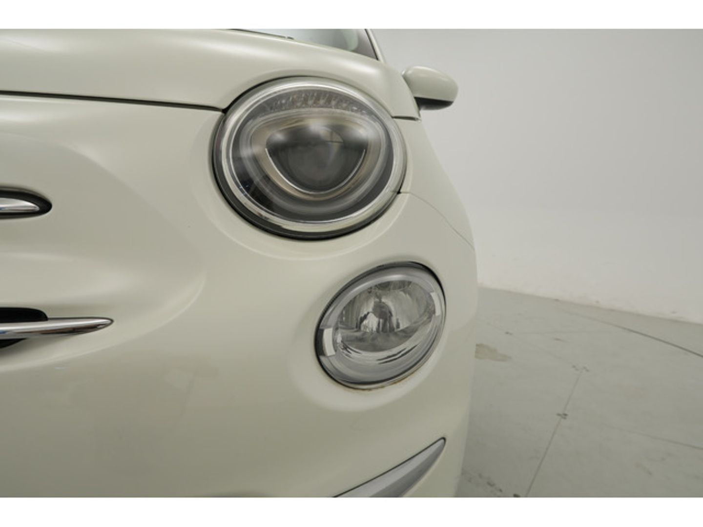 Fiat 500 1.0 Hybrid Dolcevita 51 kW (70 CV)