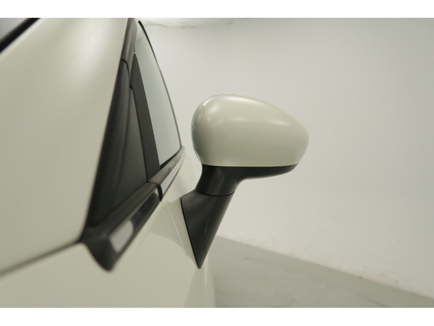 Fiat 500 1.0 Hybrid Dolcevita 51 kW (70 CV)