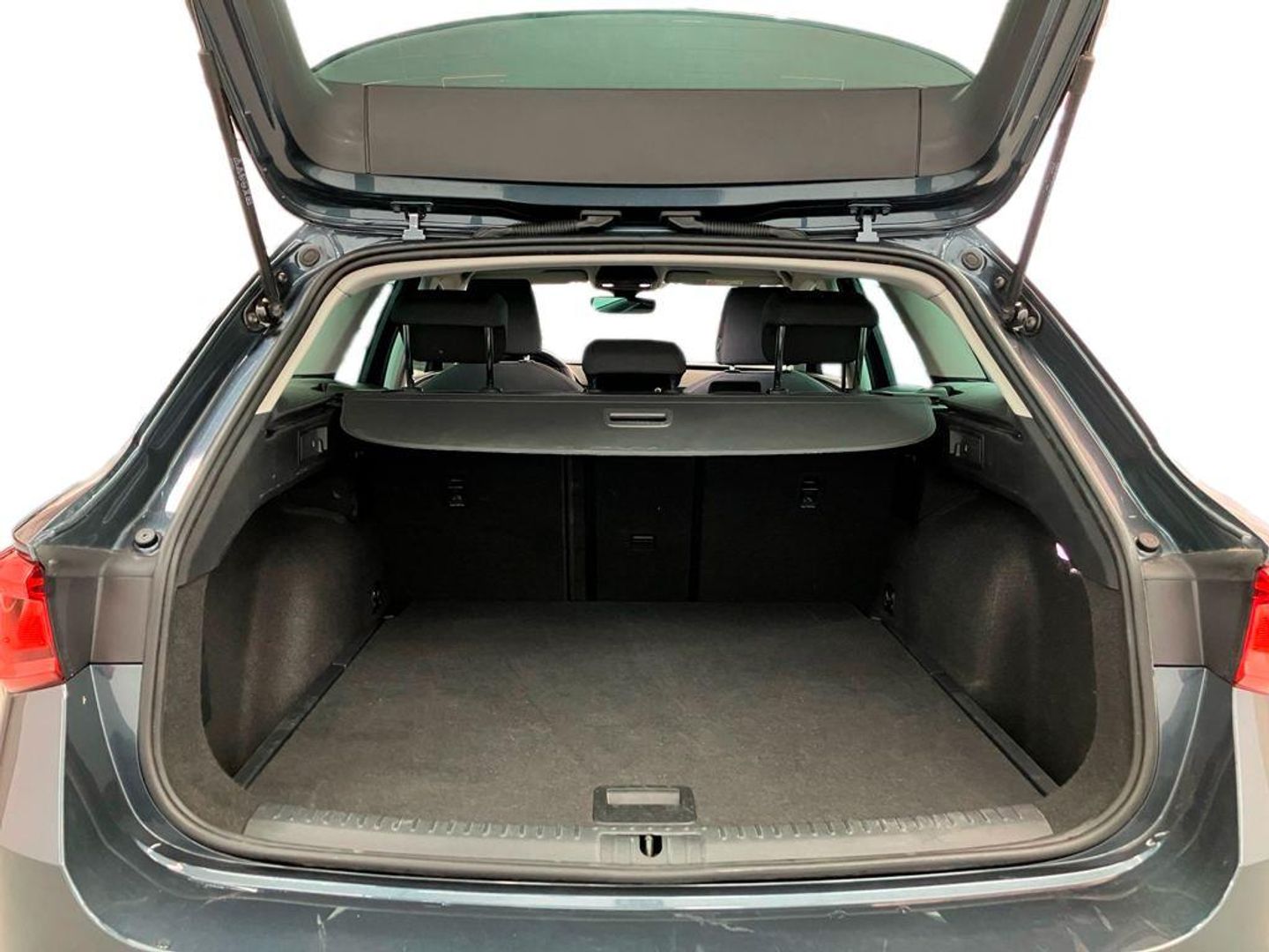 SEAT Leon ST 1.5 eTSI Style Special Edition Vision DSG 110 kW (150 CV)