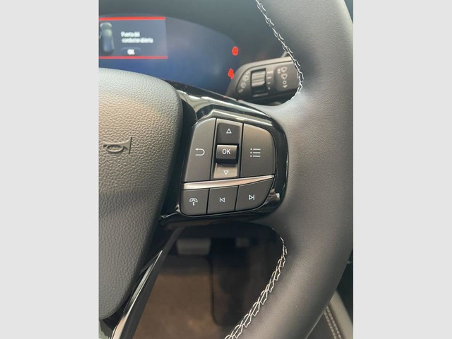 Ford Kuga 2.5 Duratec FHEV Active Auto 132 kW (180 CV)