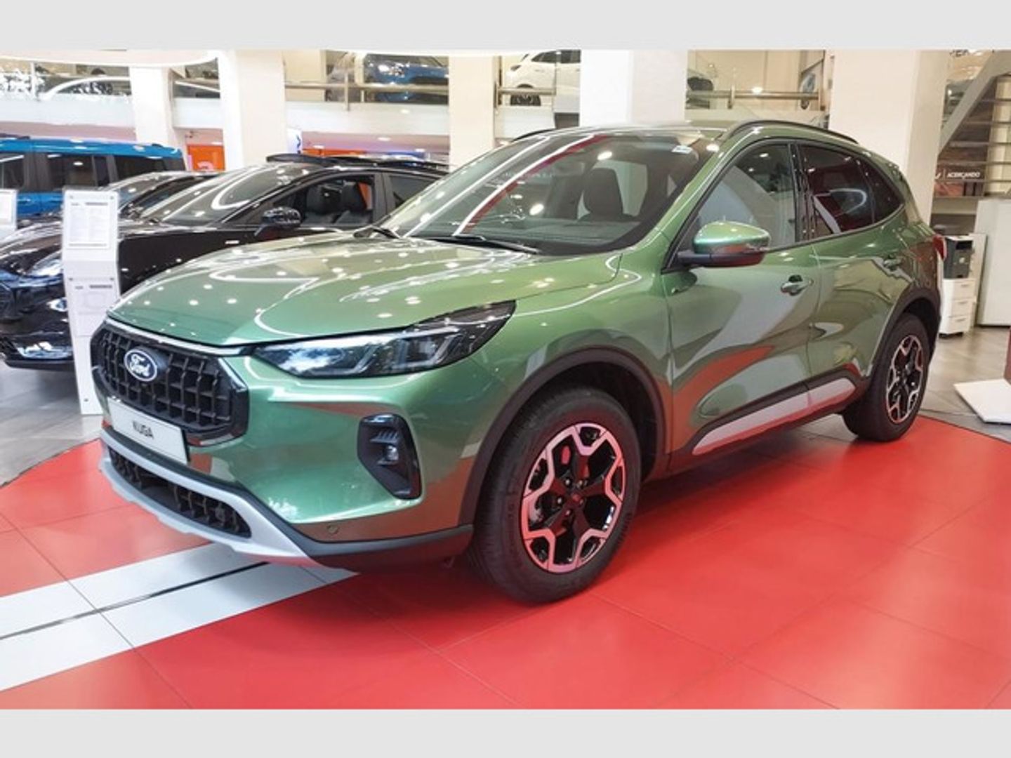 Ford Kuga 2.5 Duratec FHEV Active Auto 132 kW (180 CV)