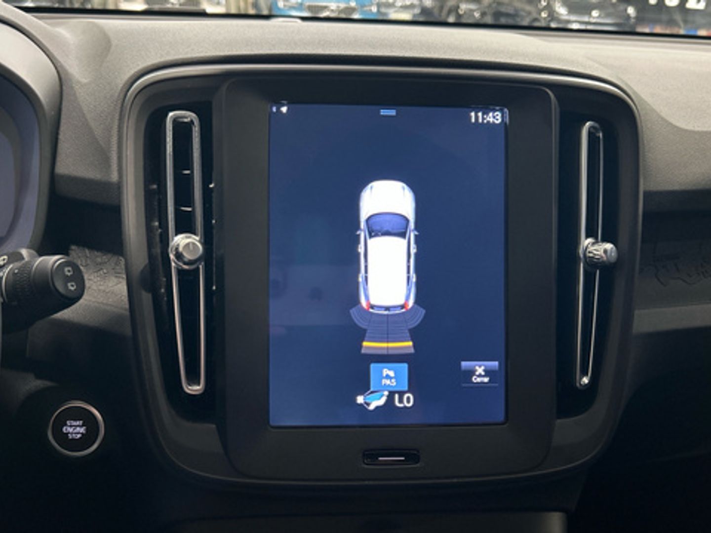 Volvo XC40 T2 Essential Auto 95 kW (129 CV)