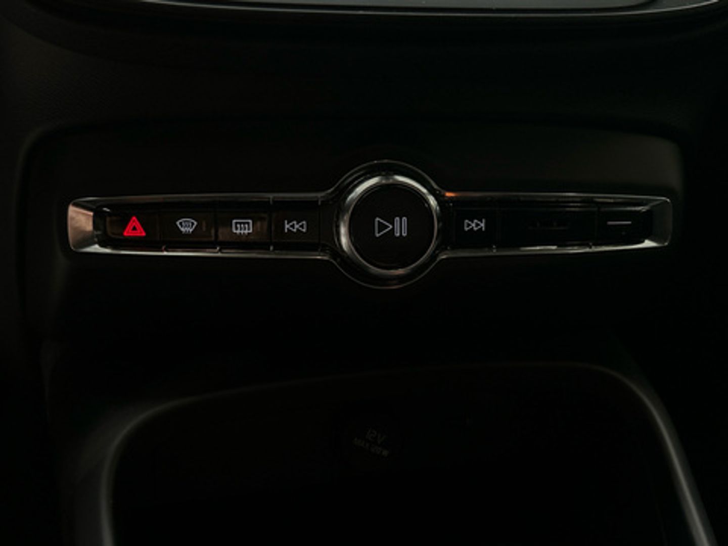 Volvo XC40 T2 Essential Auto 95 kW (129 CV)