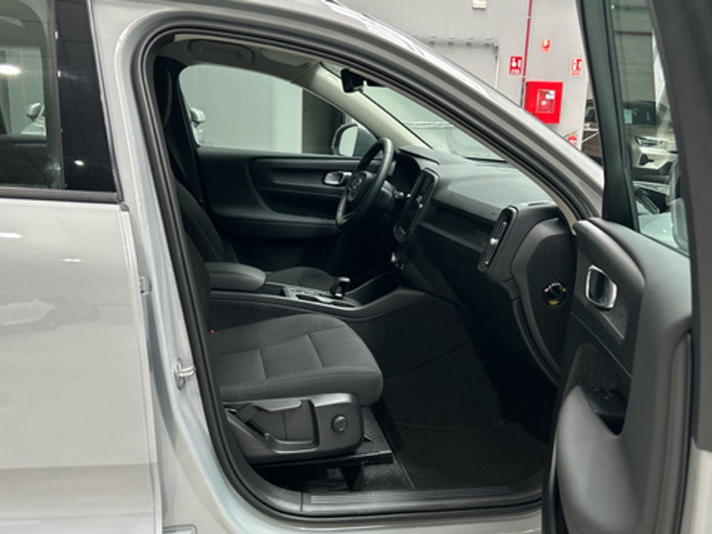 Volvo XC40 T2 Essential Auto 95 kW (129 CV)