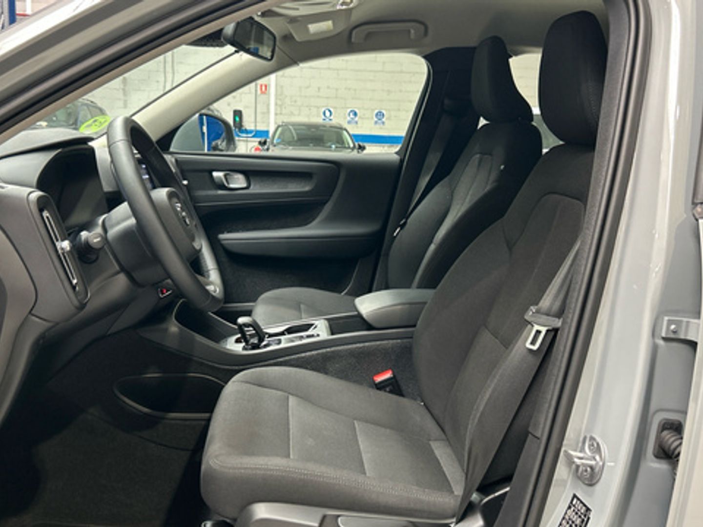 Volvo XC40 T2 Essential Auto 95 kW (129 CV)