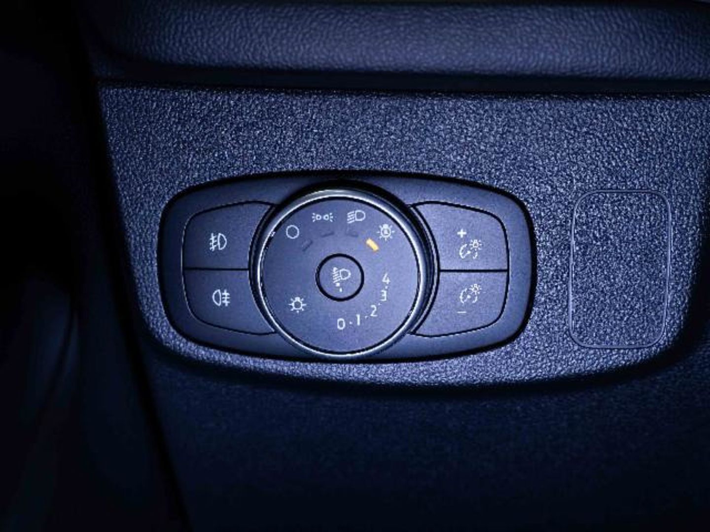 Ford Focus 1.0 Ecoboost MHEV Active X 92 kW (125 CV)