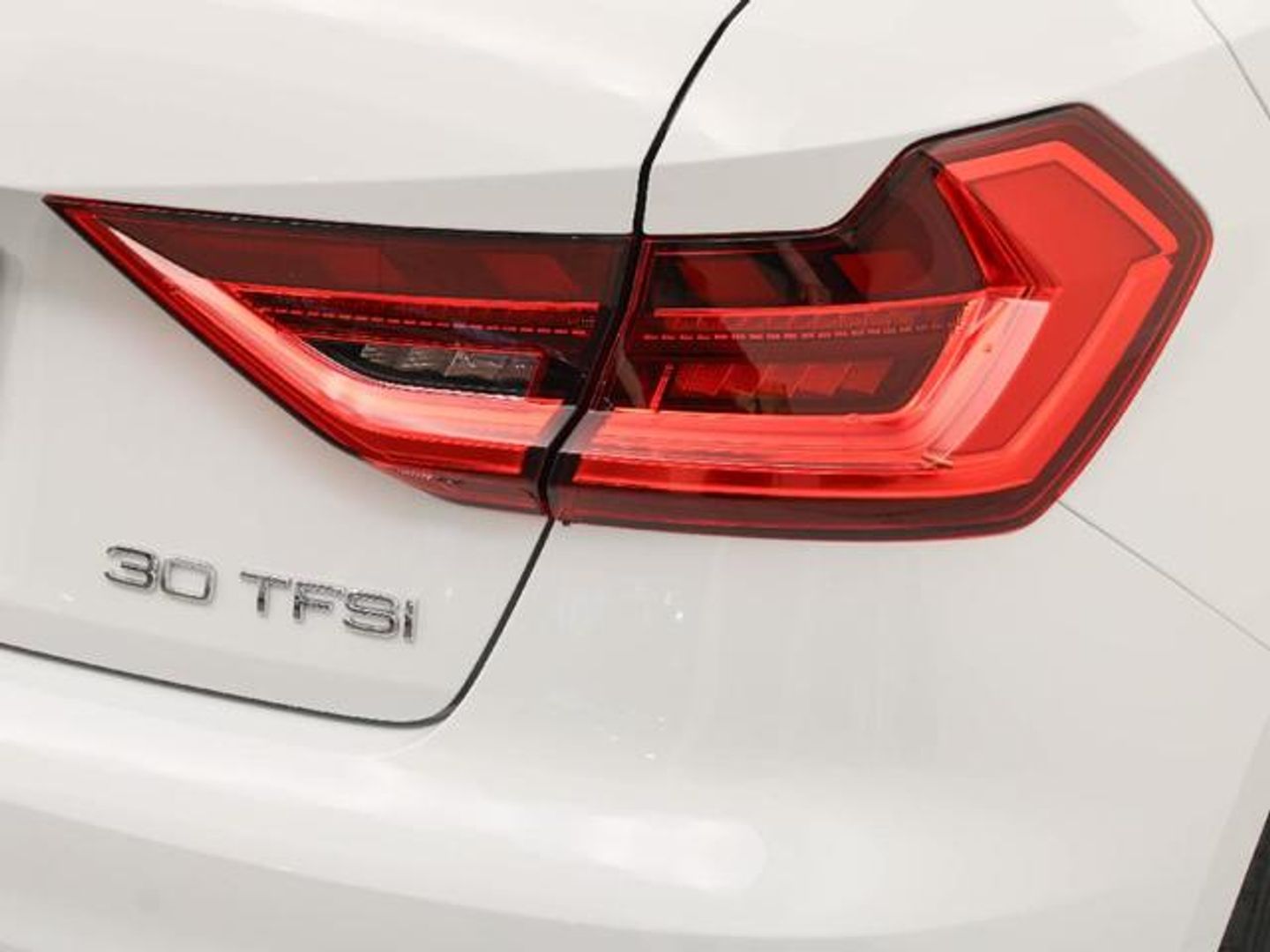 Audi A1 Sportback Adrenalin edition 30 TFSI 85 kW (116 CV) S tronic
