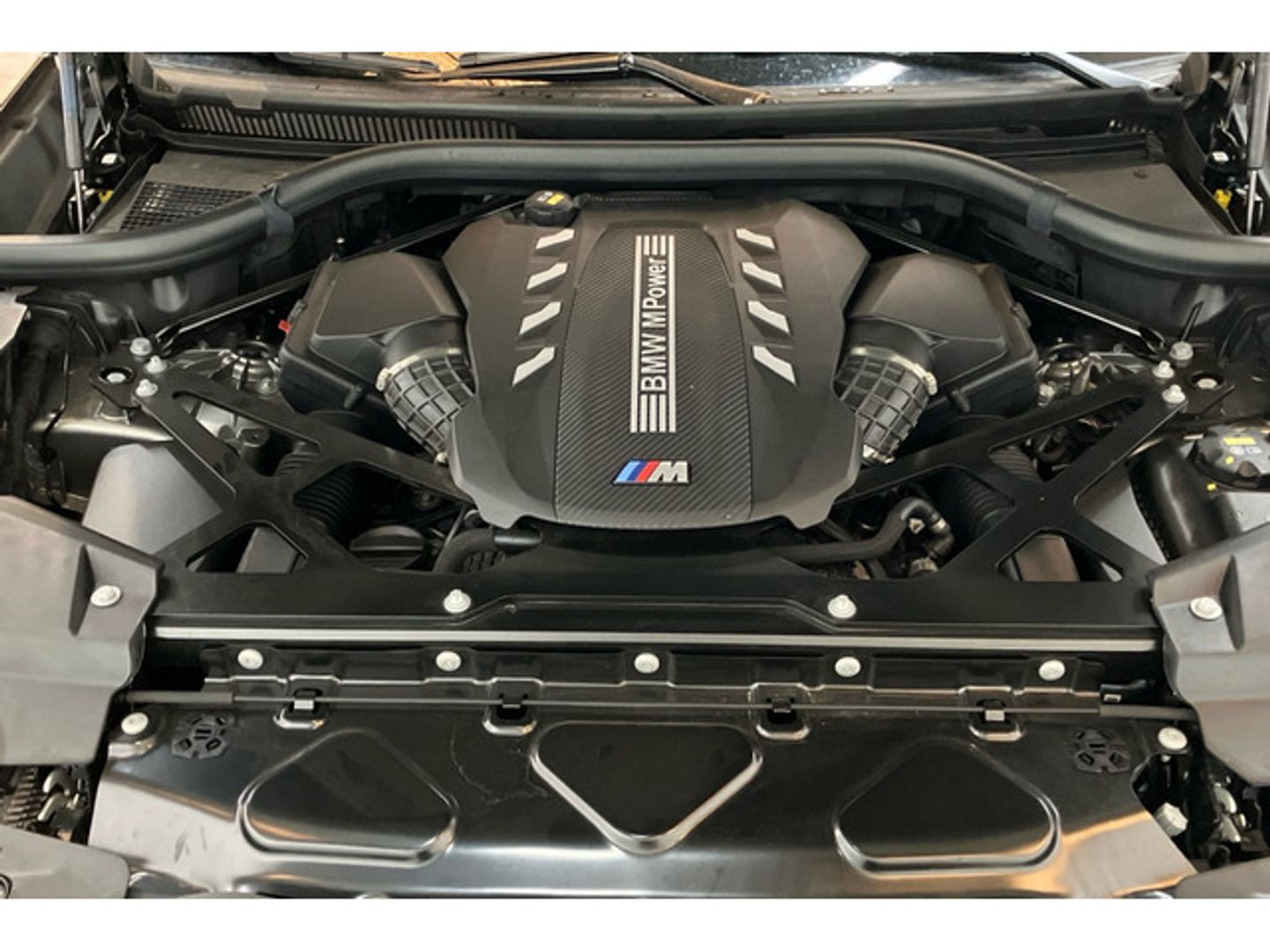 BMW M X6 M 441 kW (600 CV)