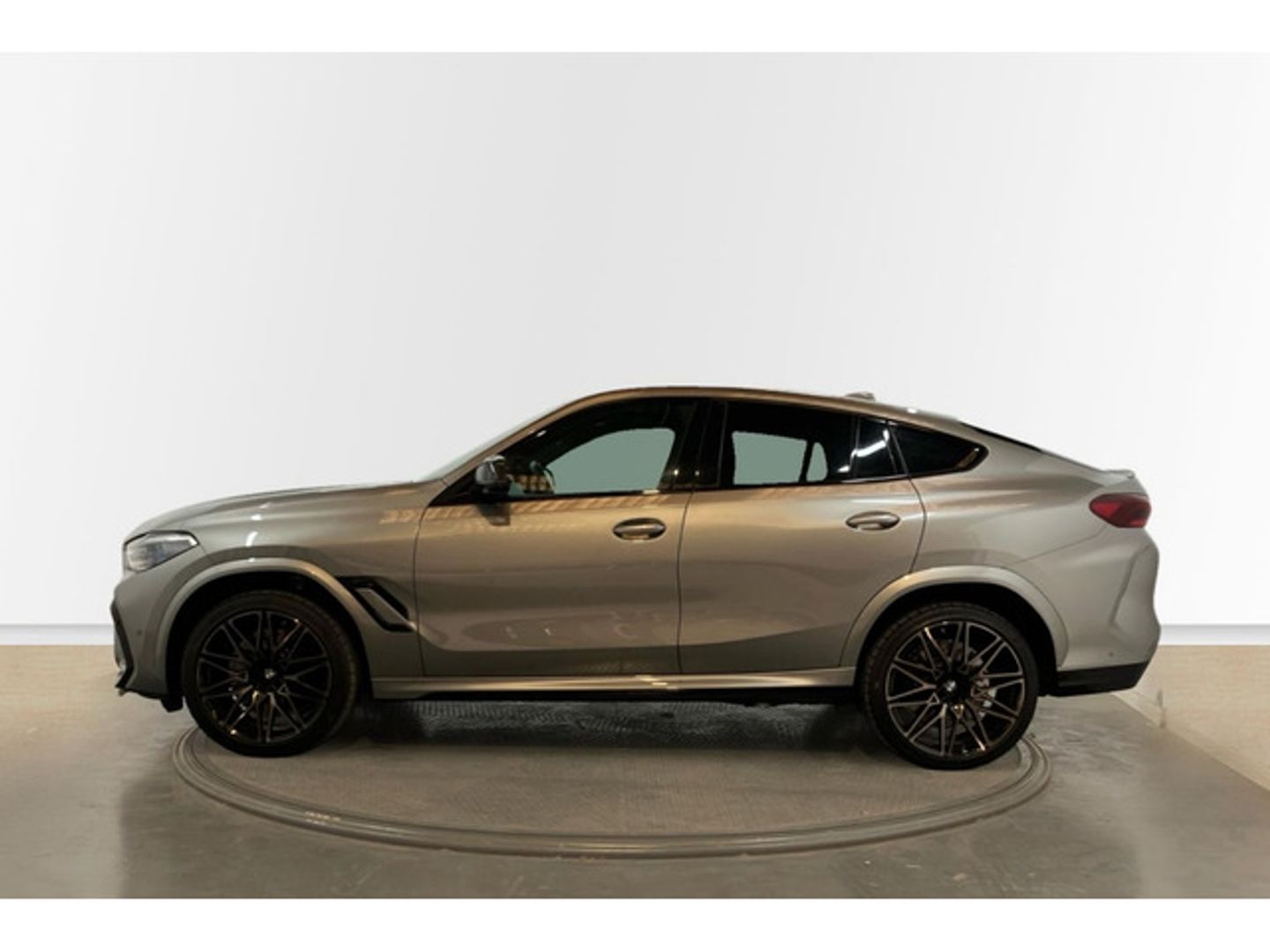 BMW M X6 M 441 kW (600 CV)