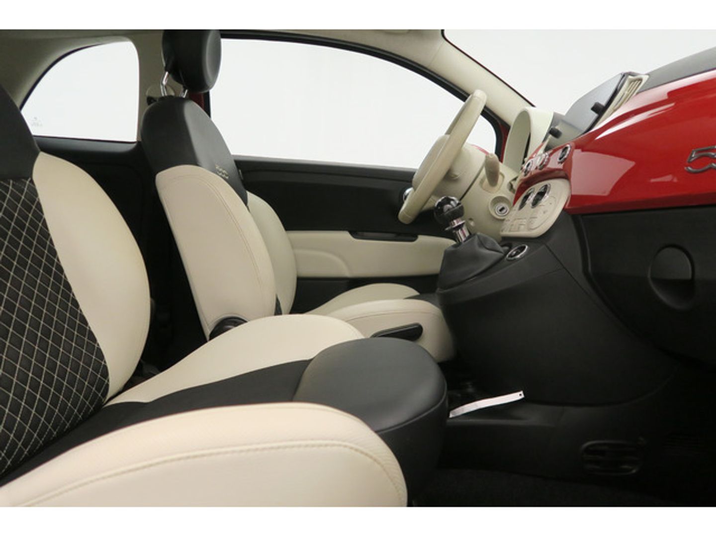 Fiat 500 1.0 Hybrid Dolcevita 51 kW (70 CV)