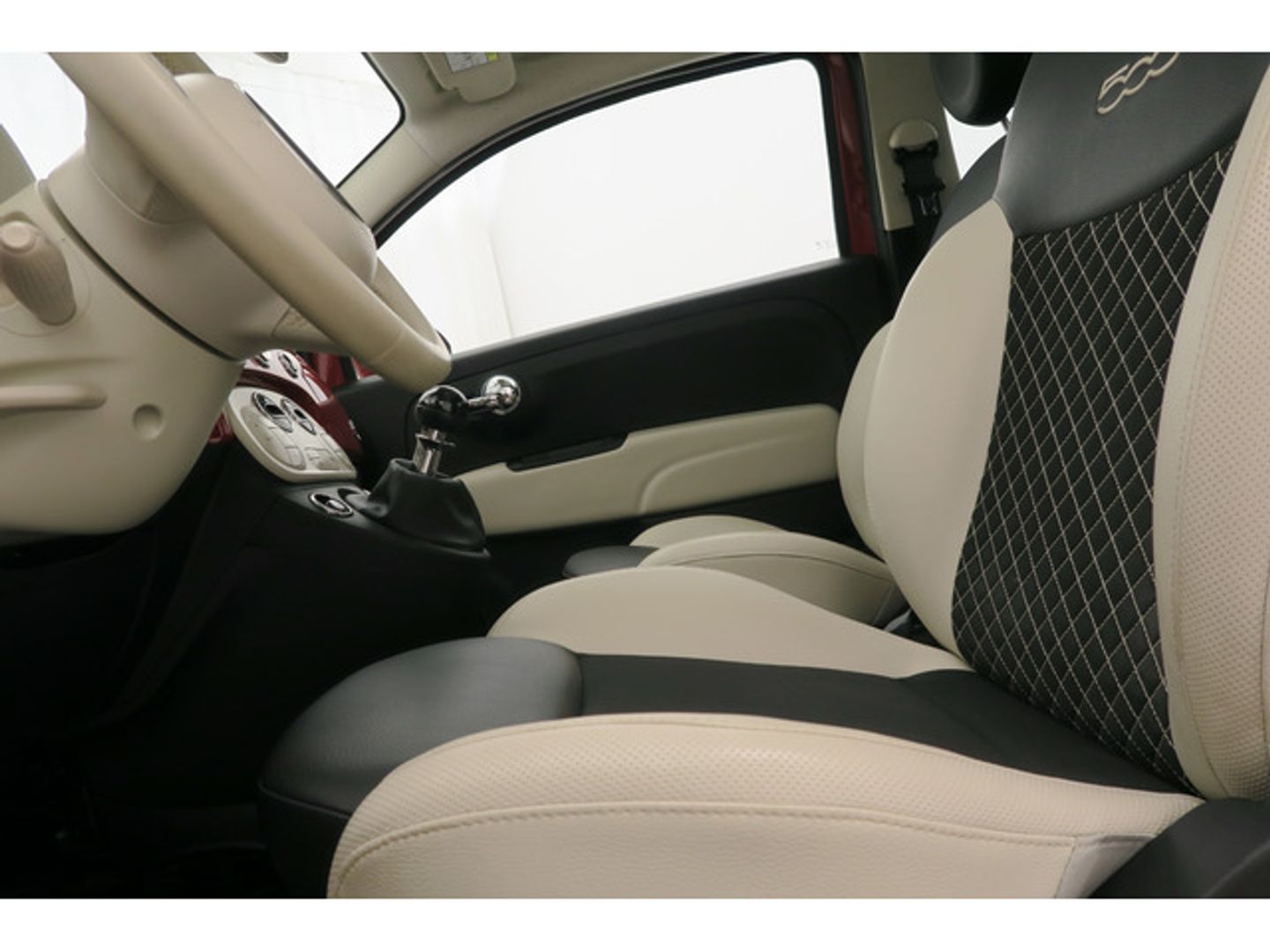 Fiat 500 1.0 Hybrid Dolcevita 51 kW (70 CV)