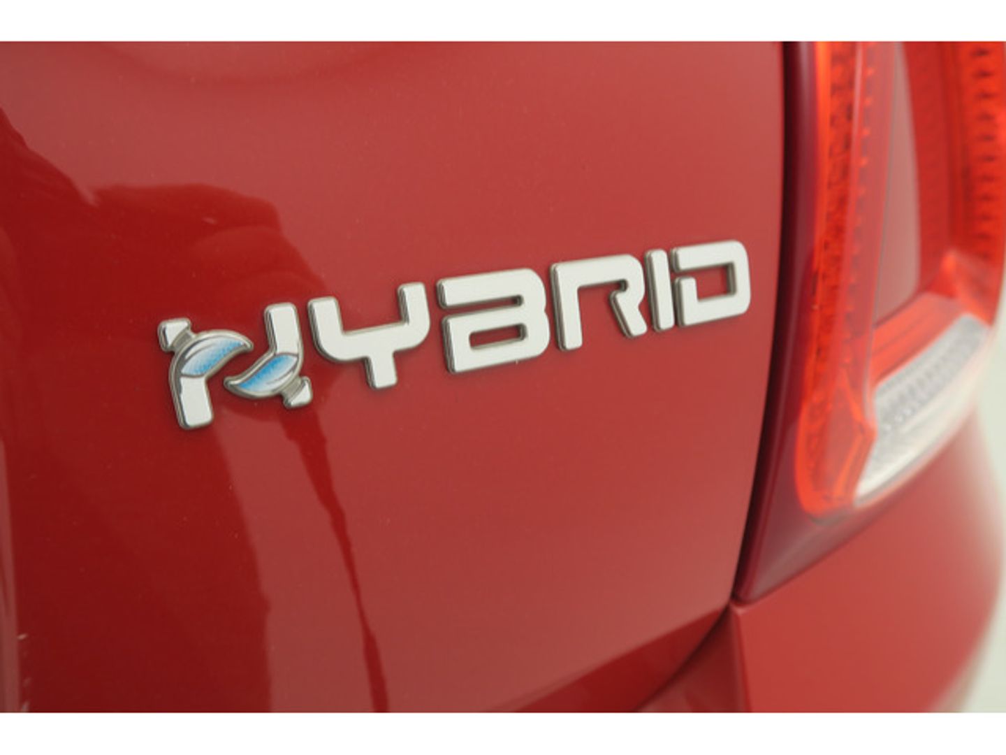 Fiat 500 1.0 Hybrid Dolcevita 51 kW (70 CV)