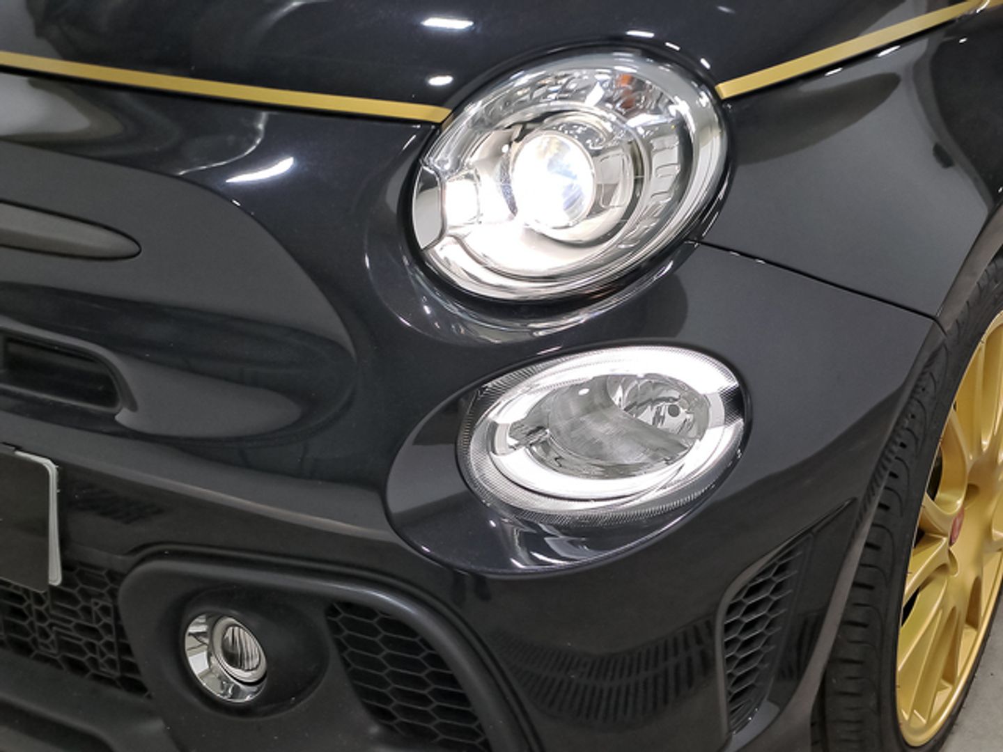 Abarth 500 1.4 16v T-Jet 595 Scorpione Oro 121 kW (165 CV)