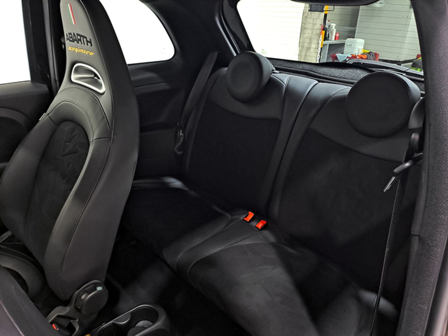 Abarth 500 1.4 16v T-Jet 595 Scorpione Oro 121 kW (165 CV)