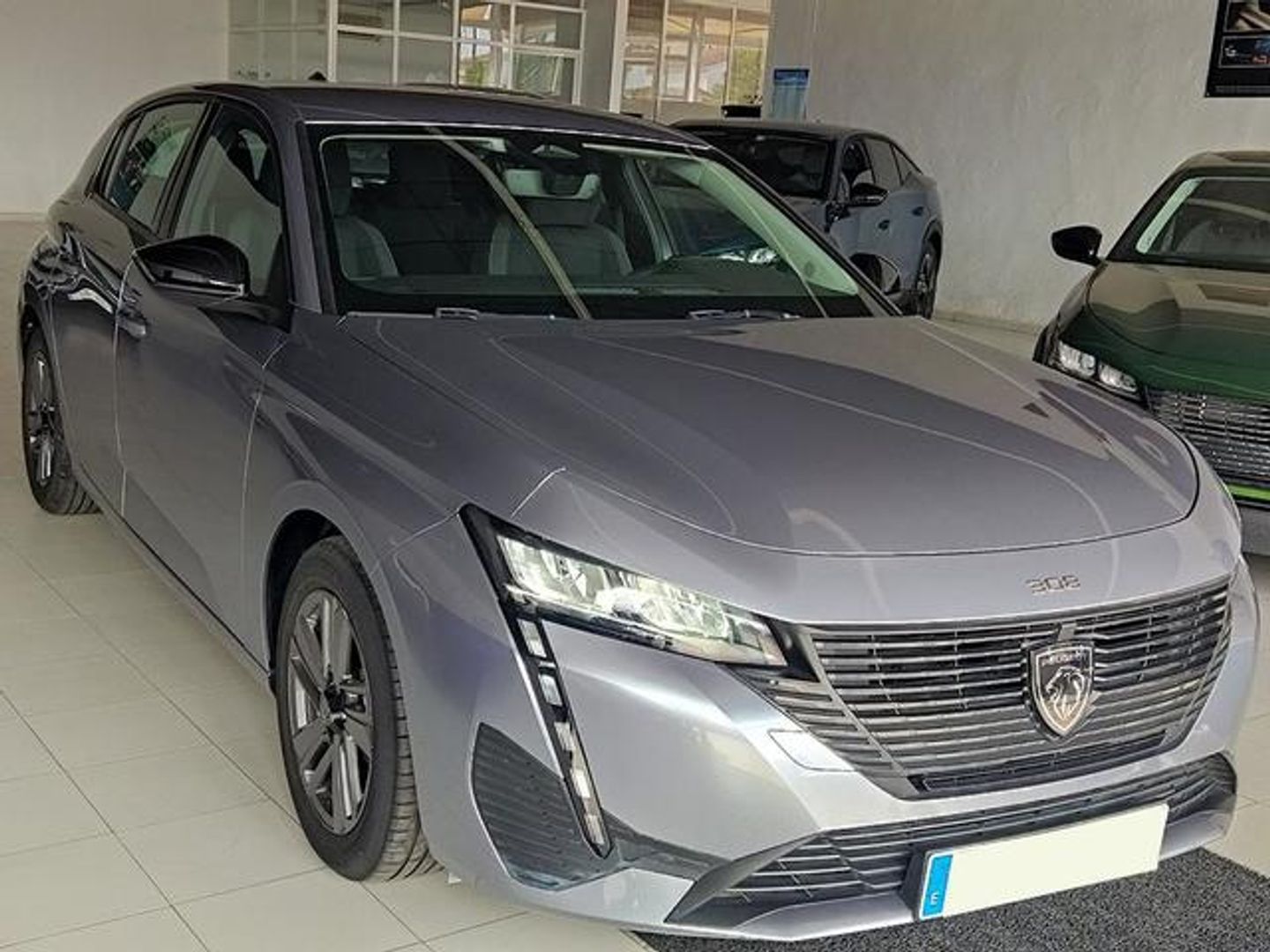 Peugeot 308 PureTech 130 S&S Active Pack 96 kW (130 CV) Gris Compact