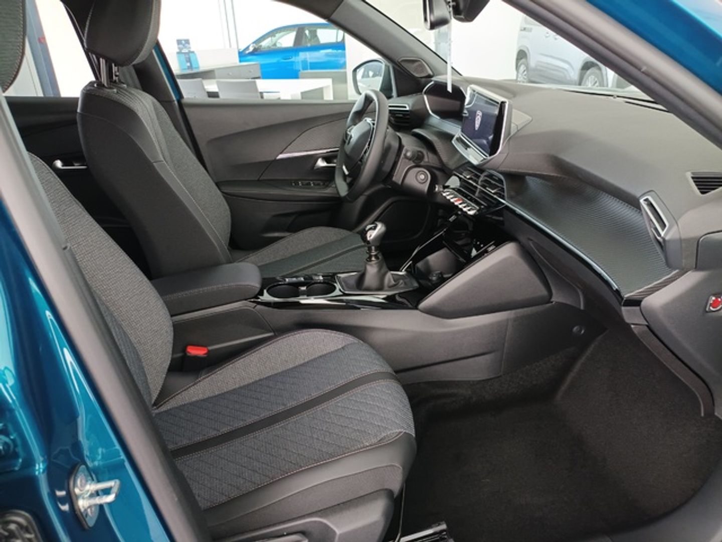 Peugeot 2008 PureTech 100 S&S Allure 75 kW (100 CV)