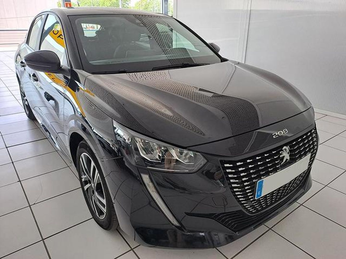 Peugeot 208 BlueHDi 100 Active Pack 75 kW (100 CV) Negro Compact