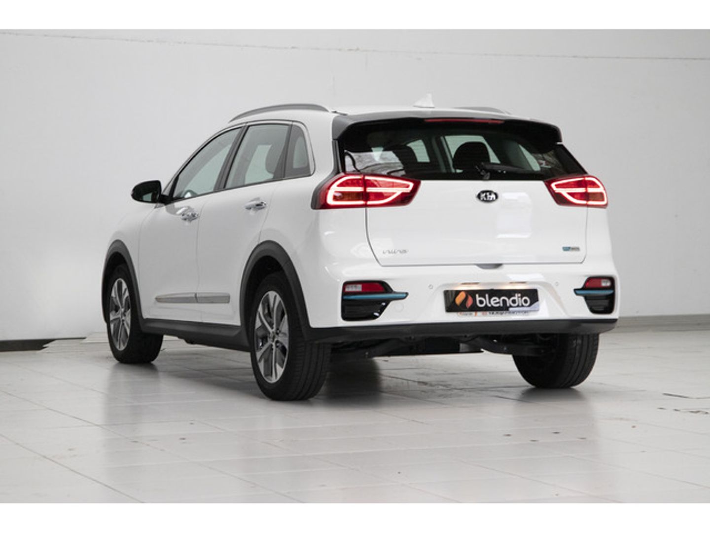 Kia e-Niro Concept 100 kW (136 CV)