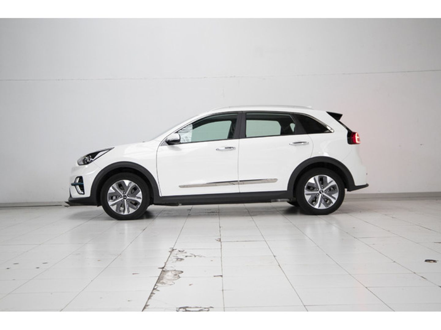 Kia e-Niro Concept 100 kW (136 CV)