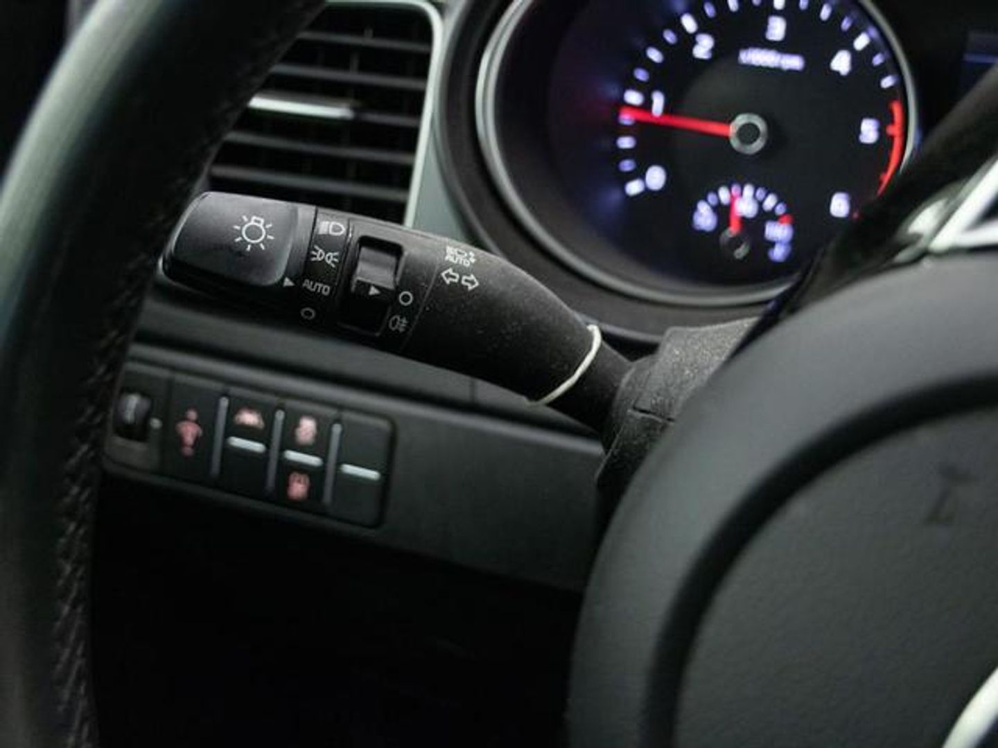 Kia Ceed Tourer 1.6 MHEV iMT Concept 100 kW (136 CV)