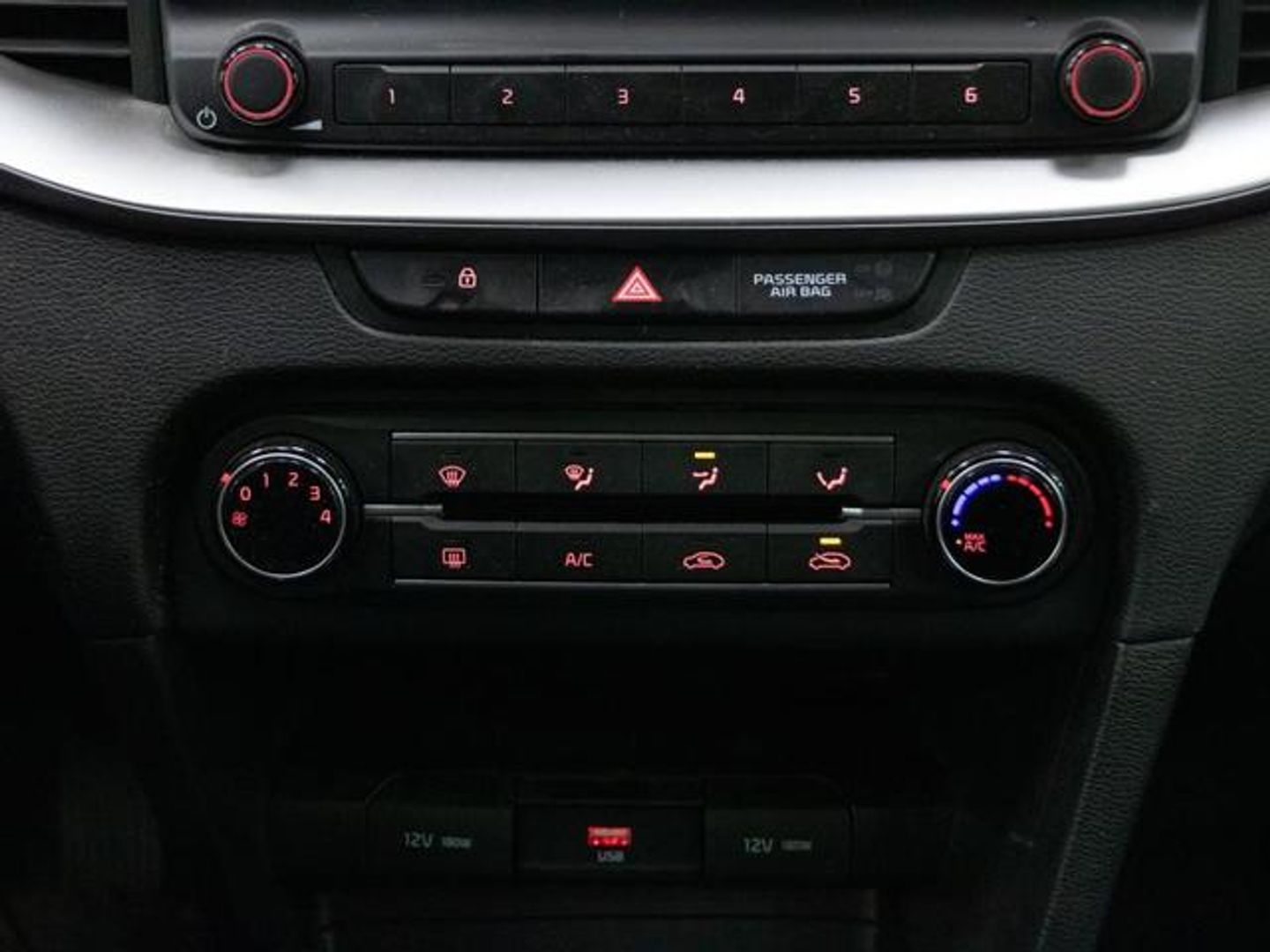 Kia Ceed Tourer 1.6 MHEV iMT Concept 100 kW (136 CV)
