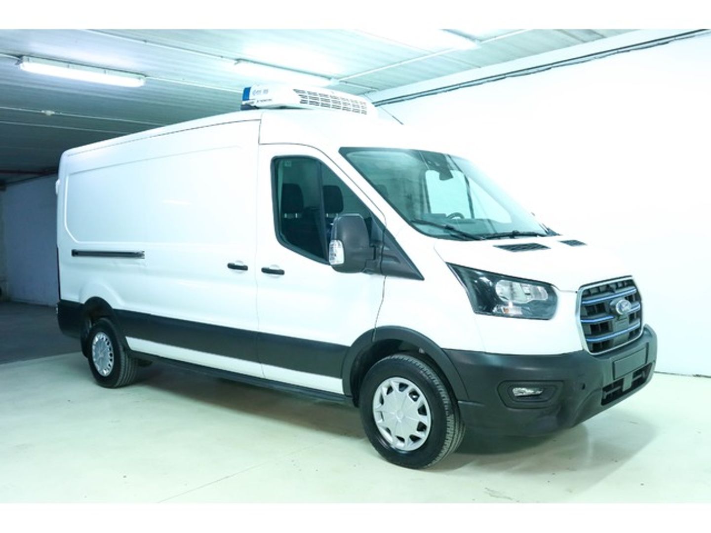 Ford Transit Furgon 390 BEV L3 Trend RWD 135 kW (184 CV) Blanco Industrial