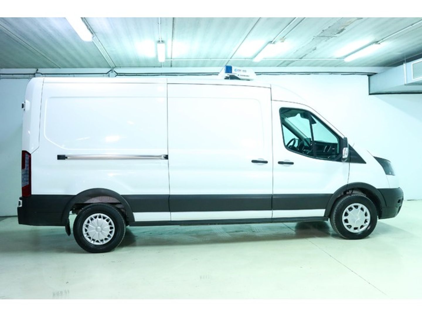 Ford Transit Furgon 390 BEV L3 Trend RWD 135 kW (184 CV)