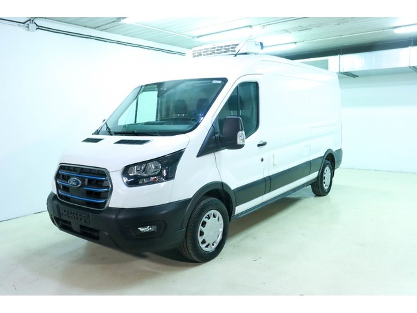 Ford Transit Furgon 390 BEV L3 Trend RWD 135 kW (184 CV)