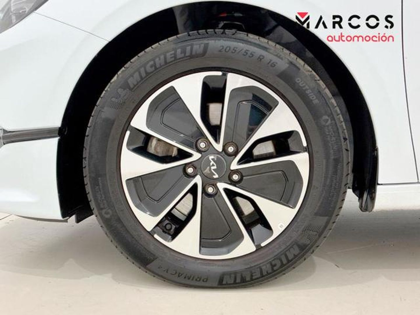 Kia Ceed 1.0 T-GDi Concept 74 kW (100 CV)