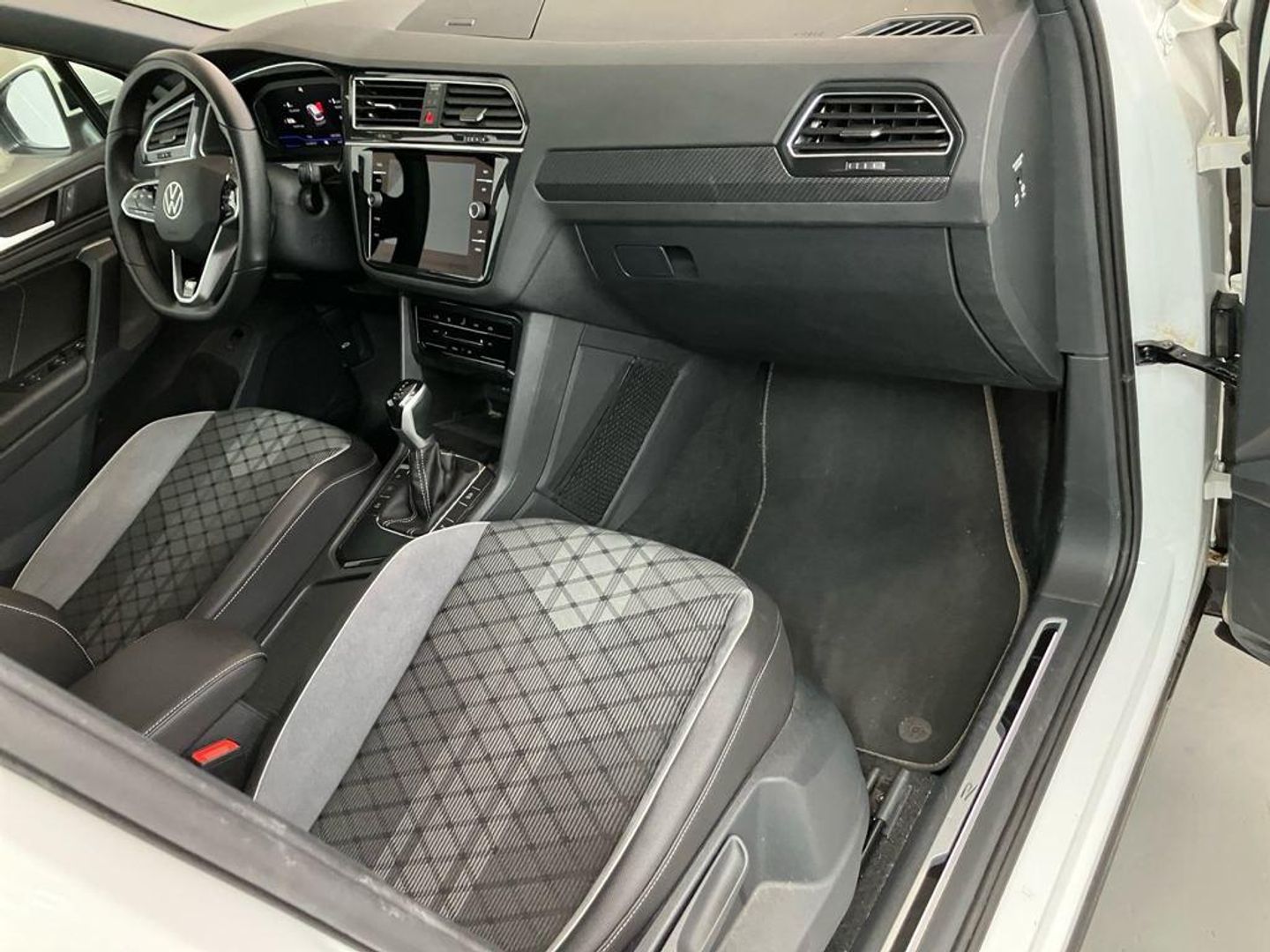 Volkswagen Tiguan R-Line 1.5 TSI 110 kW (150 CV) DSG