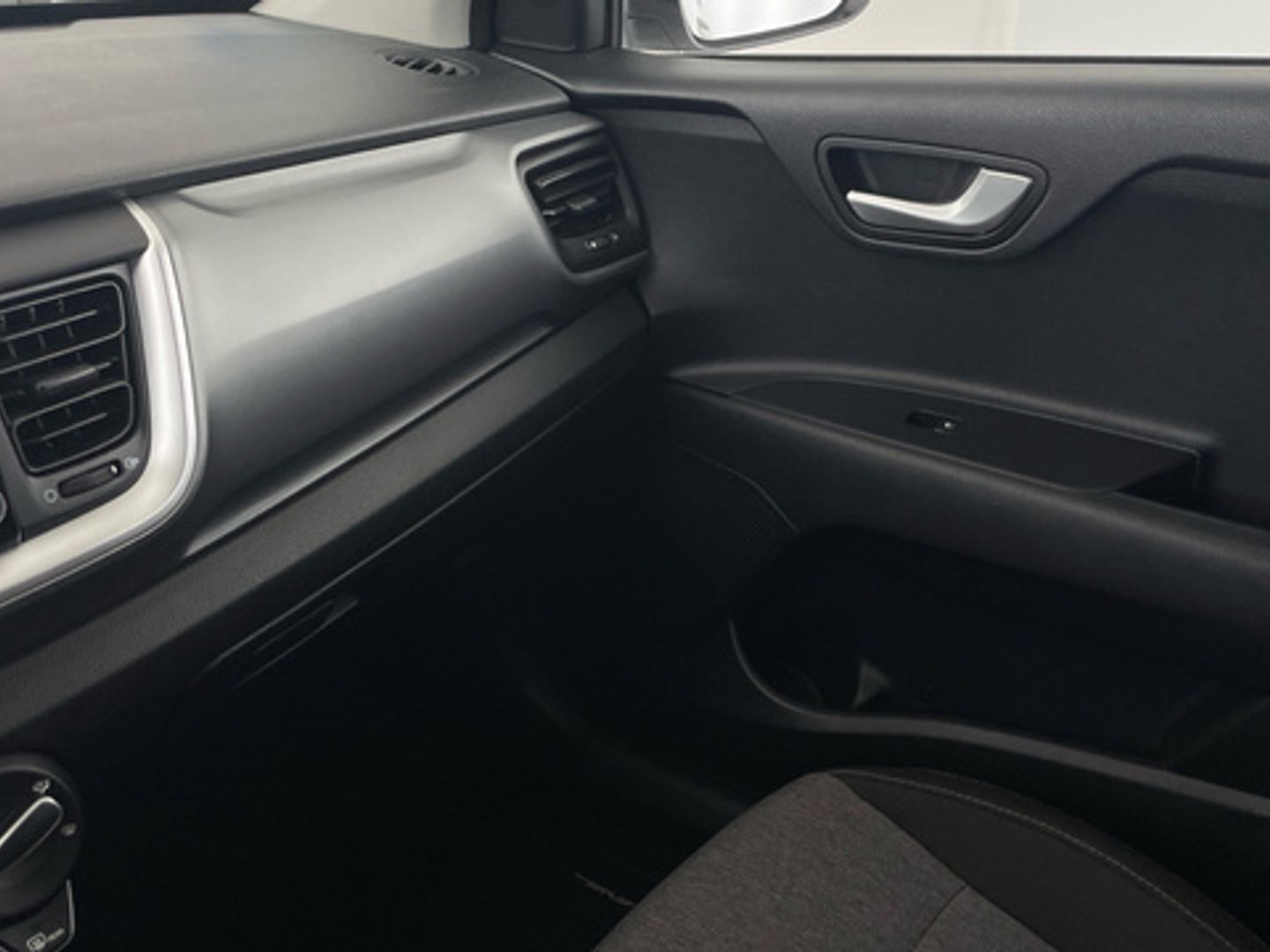 Kia Stonic 1.0 T-GDi MHEV iMT Concept 74 kW (100 CV)
