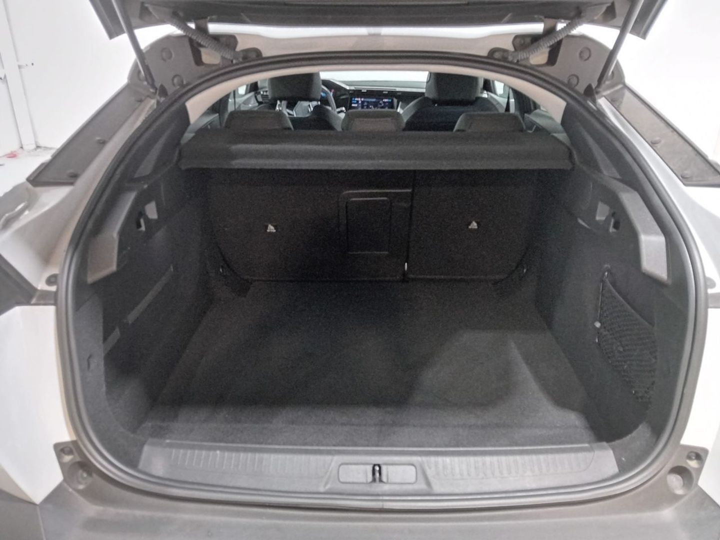 Peugeot 408 Allure Hybrid eDCS6 100 kW (136 CV)