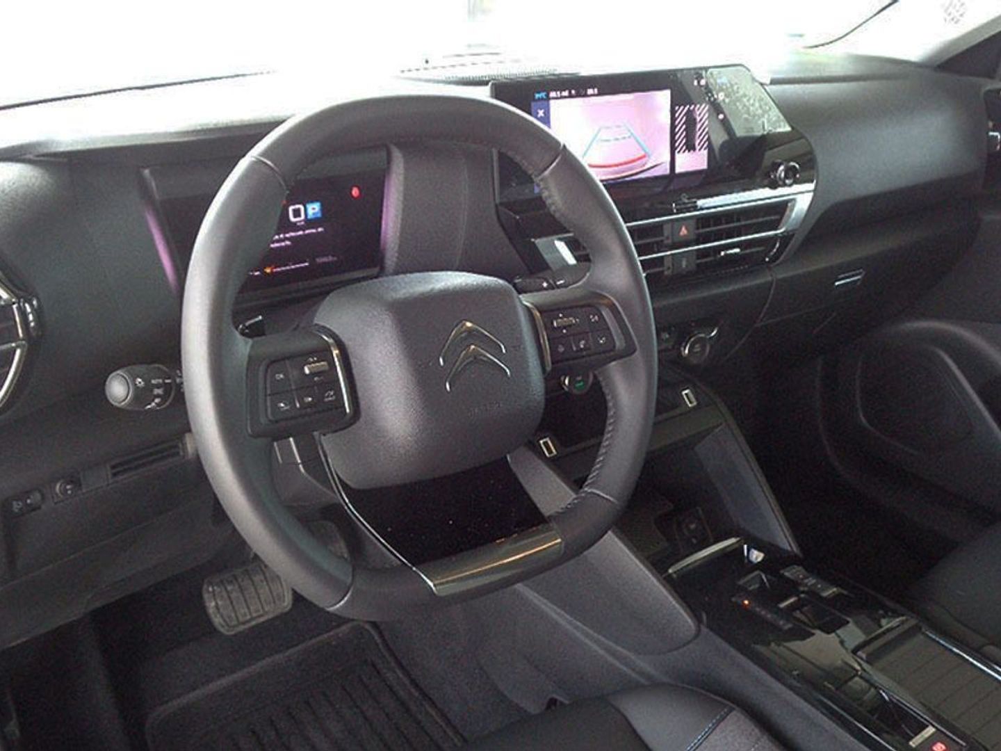 Citroen C4 Hybrid 136 Plus e-DCS6 100 kW (136 CV)