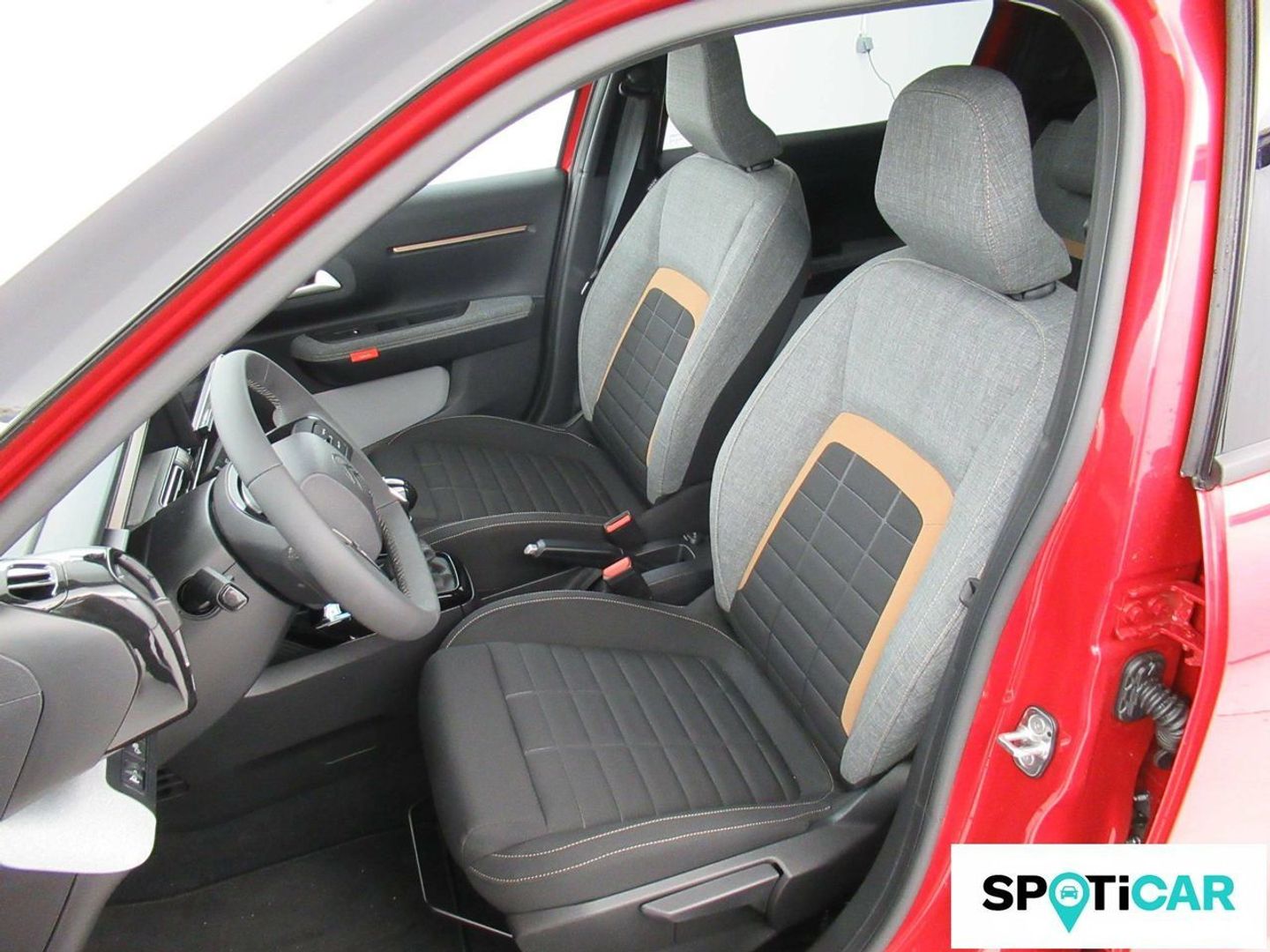 Citroen C3 Aircross PureTech 100 S&S Plus 74 kW (100 CV)