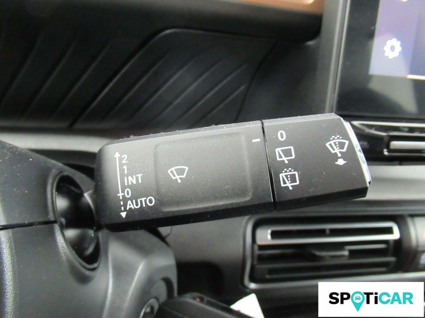 Citroen C3 Aircross PureTech 100 S&S Plus 74 kW (100 CV)