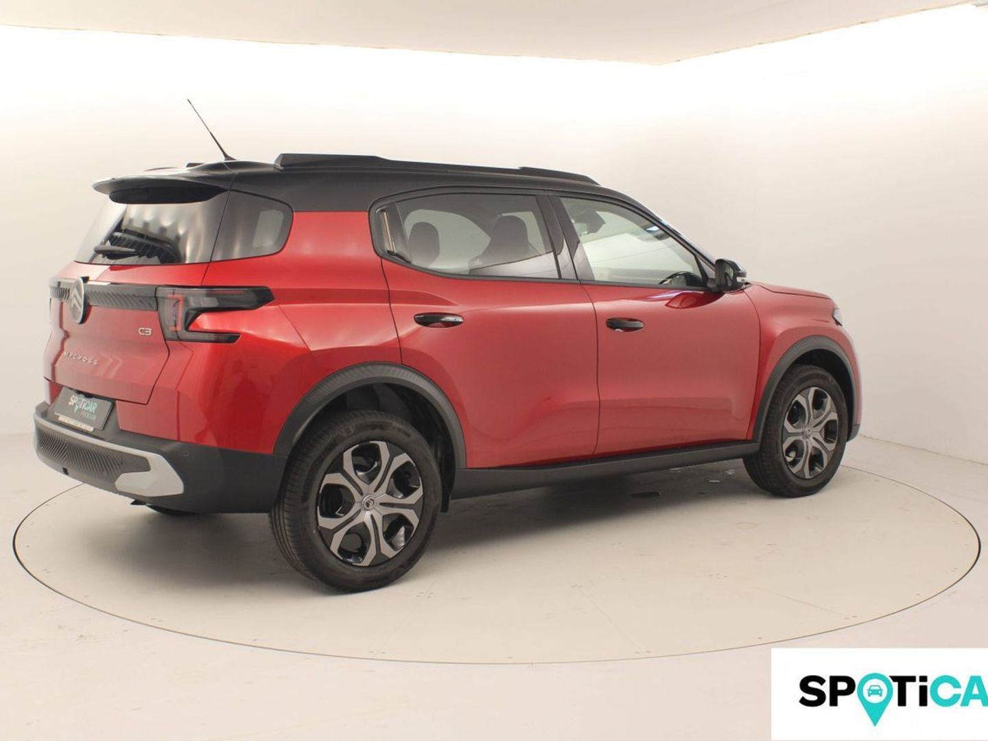 Citroen C3 Aircross PureTech 100 S&S Plus 74 kW (100 CV)