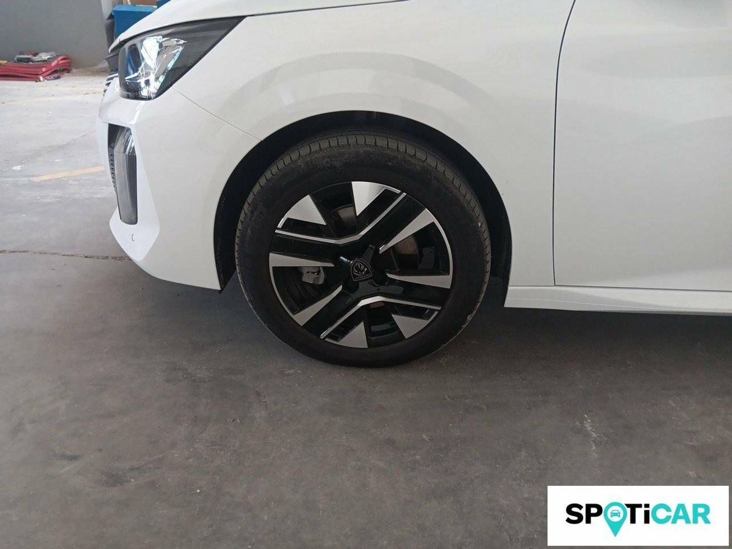 Peugeot 208 Allure Hybrid eDCS6 81 kW (110 CV)