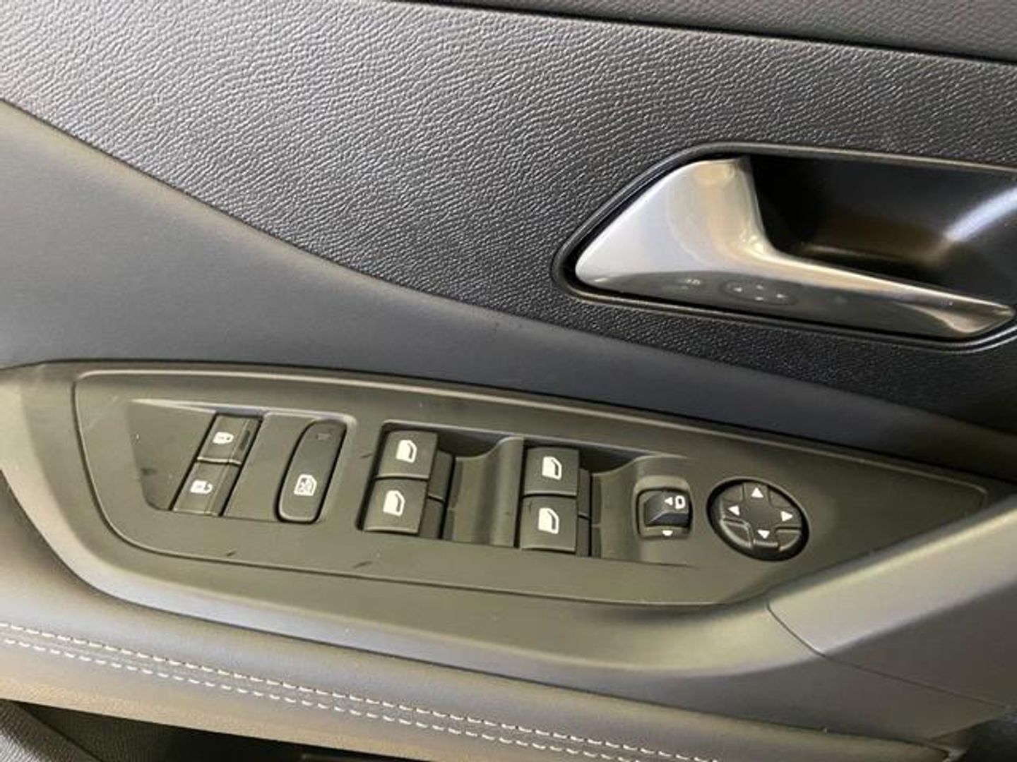 Peugeot 308 BlueHDi 130 S&S Allure EAT8 96 kW (130 CV)